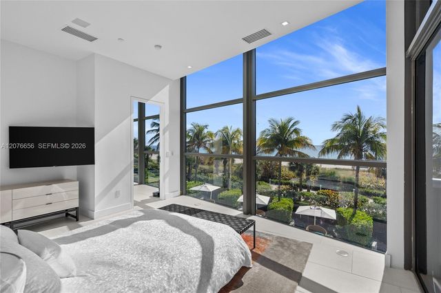 5875 Collins Avenue 401, Miami Beach, FL 33140
