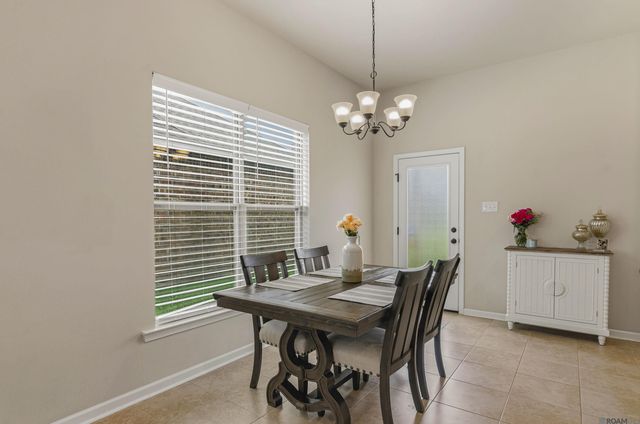 1819 Willow Bend Rd, St Gabriel, LA 70776