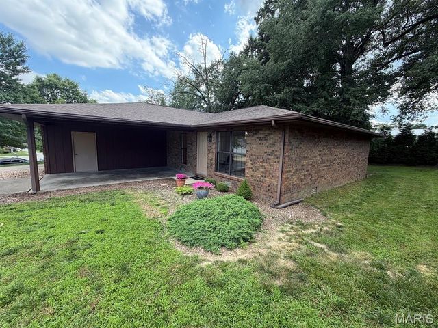 29 Ramona, Shiloh, IL 62221