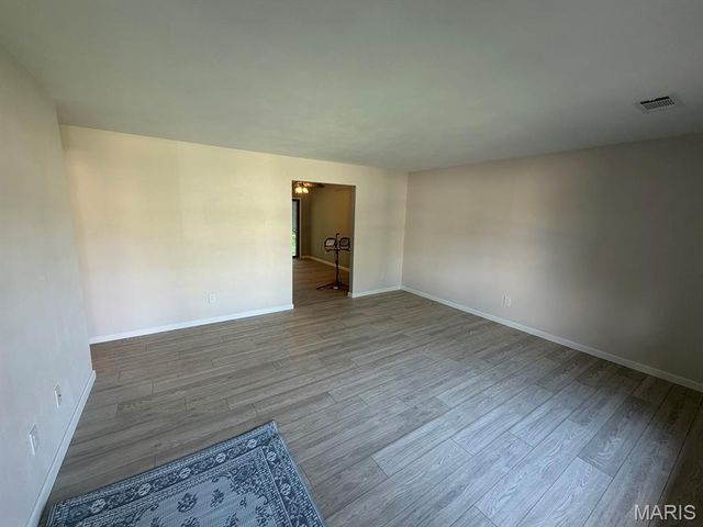 29 Ramona, Shiloh, IL 62221