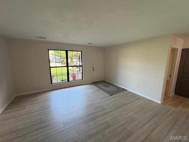 29 Ramona, Shiloh, IL 62221