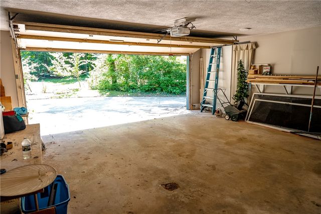 3707 Guilford Dr, Fairview Twp, PA 16506
