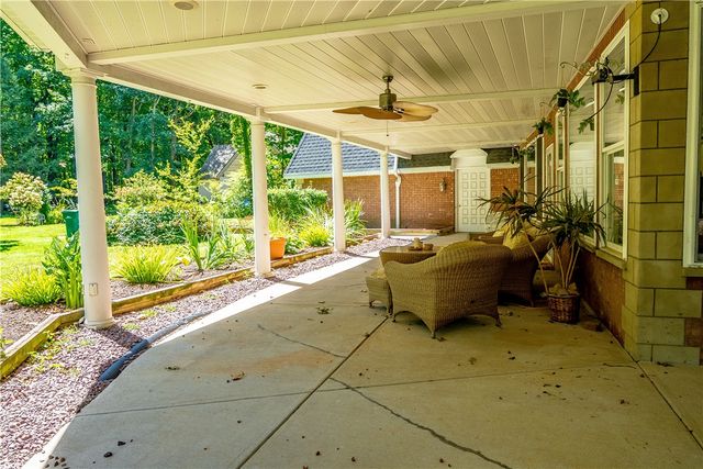 3707 Guilford Dr, Fairview Twp, PA 16506