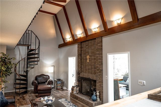 3707 Guilford Dr, Fairview Twp, PA 16506
