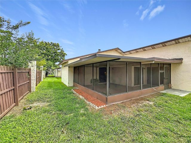 2115 KINGS CROSSING SW, Winter Haven, FL 33880