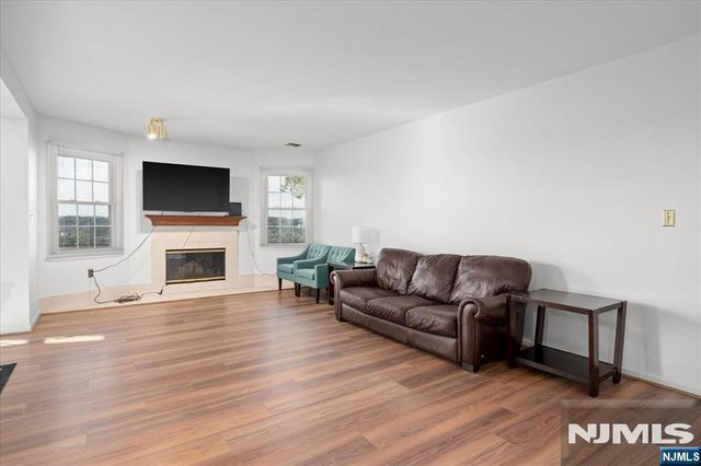 62 Amethyst Lane 276, Paterson, NJ 07501