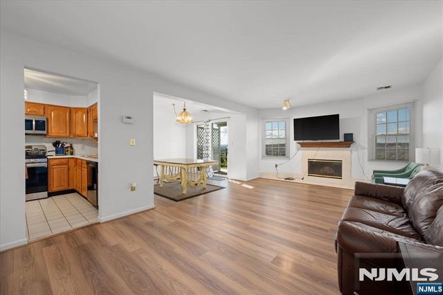 62 Amethyst Lane 276, Paterson, NJ 07501