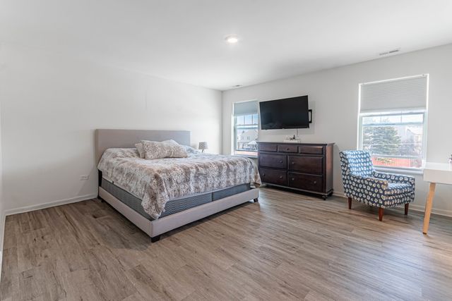 2617 Martini Street, Mundelein, IL 60060