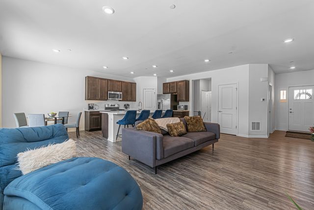 2617 Martini Street, Mundelein, IL 60060