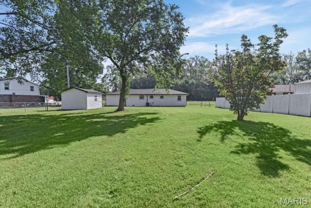 1374 Saint Thomas Road, Granite City, IL 62040