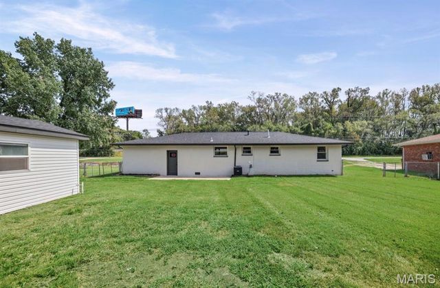 1374 Saint Thomas Road, Granite City, IL 62040