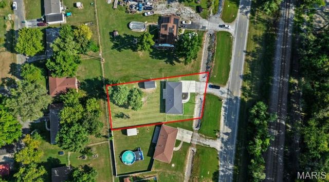 1374 Saint Thomas Road, Granite City, IL 62040