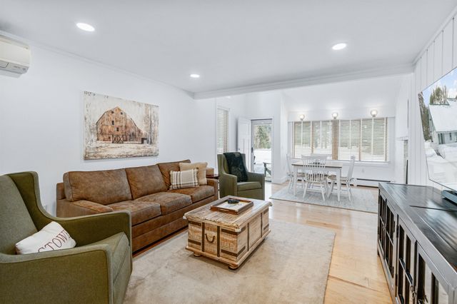 60 Village Green Dr Unit 2A, Stowe, VT 05672