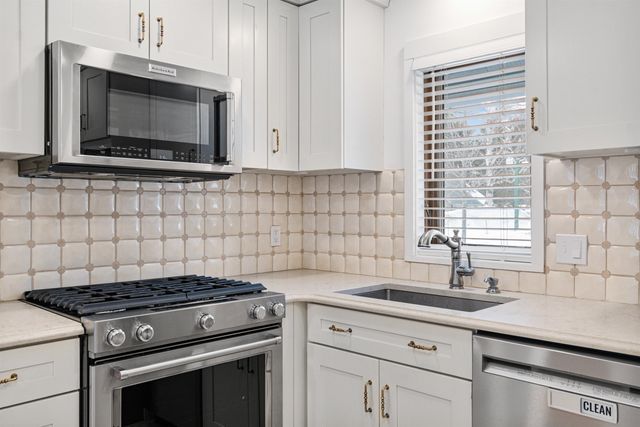 60 Village Green Dr Unit 2A, Stowe, VT 05672