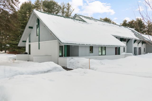 60 Village Green Dr Unit 2A, Stowe, VT 05672