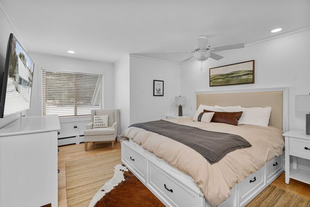 60 Village Green Dr Unit 2A, Stowe, VT 05672