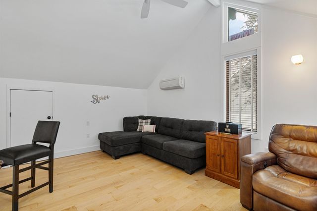 60 Village Green Dr Unit 2A, Stowe, VT 05672