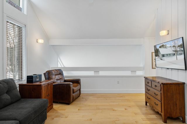 60 Village Green Dr Unit 2A, Stowe, VT 05672