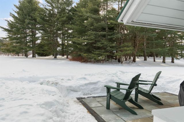 60 Village Green Dr Unit 2A, Stowe, VT 05672