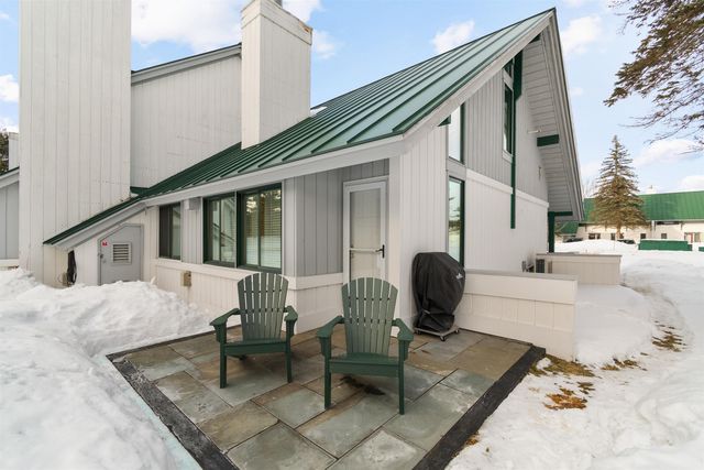 60 Village Green Dr Unit 2A, Stowe, VT 05672