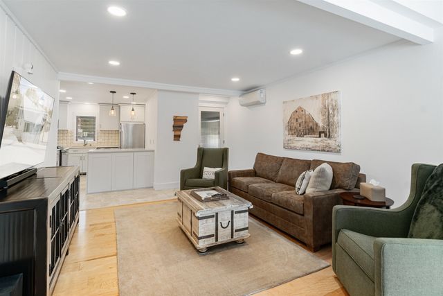 60 Village Green Dr Unit 2A, Stowe, VT 05672