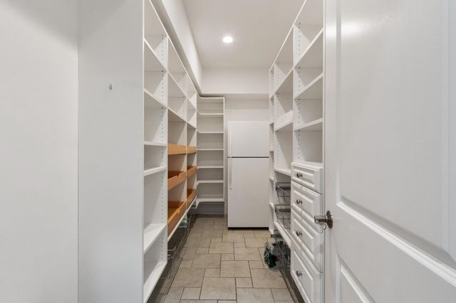 64 Tanglewood Way, Carlisle, MA 01741