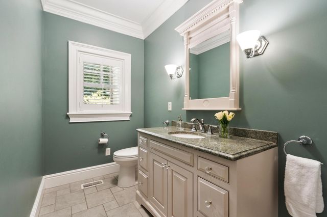 64 Tanglewood Way, Carlisle, MA 01741