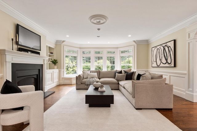 64 Tanglewood Way, Carlisle, MA 01741