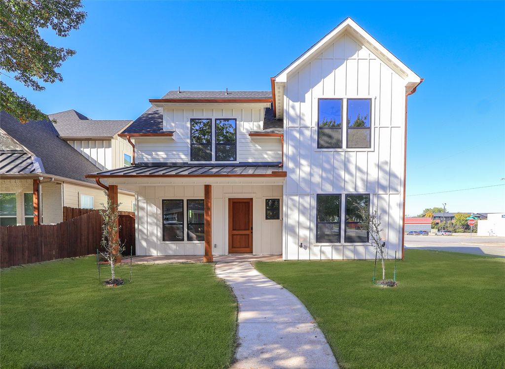 2900 8th Avenue, Fort Worth, TX 76110