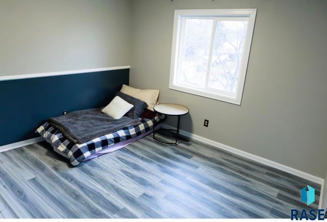 204 W Ponderosa Dr Drive, Brandon, SD 57105