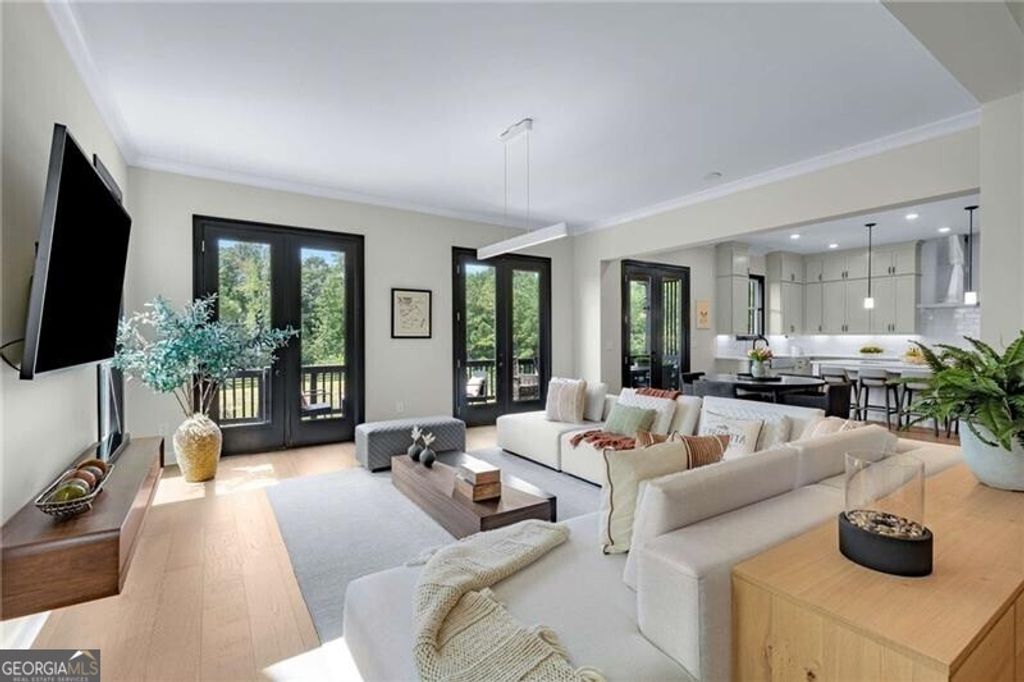 845 Miranda Terrace, Alpharetta, GA 30004