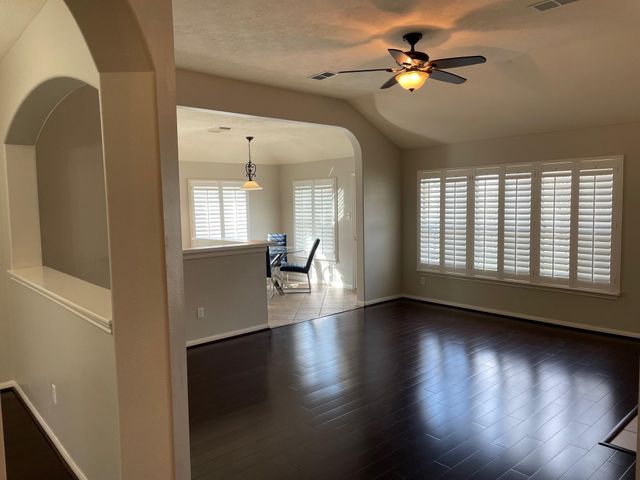 3506 Stratford Plaza Lane, Sugar Land, TX 77498