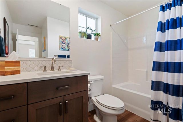 5357 W Riva Capri Street, Meridian, ID 83646