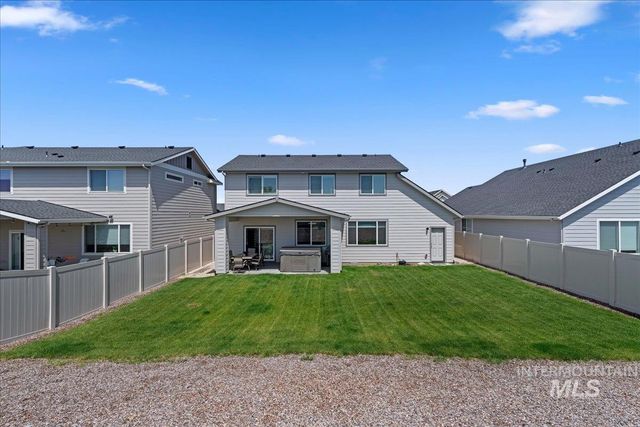5357 W Riva Capri Street, Meridian, ID 83646