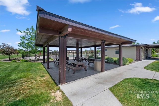 5357 W Riva Capri Street, Meridian, ID 83646