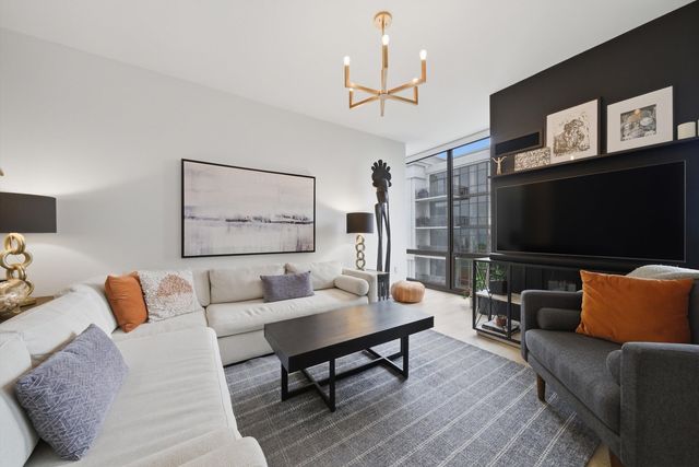 233 E 13th Street 1810, Chicago, IL 60605