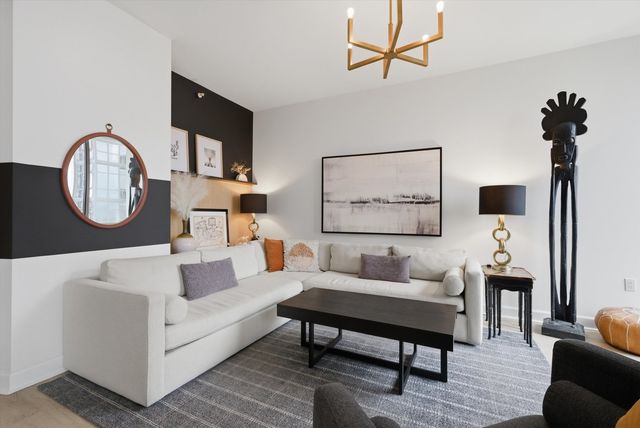 233 E 13th Street 1810, Chicago, IL 60605