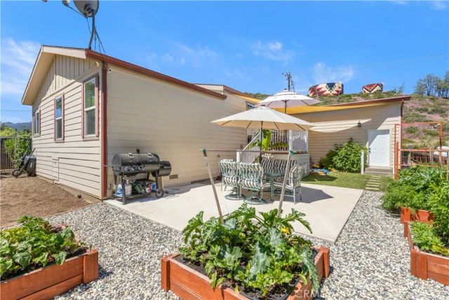 21272 Stewart, Middletown, CA 95461