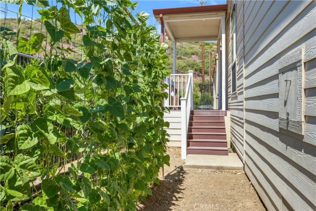 21272 Stewart, Middletown, CA 95461