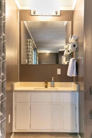 1711 Deerfield DR, Austin, TX 78741