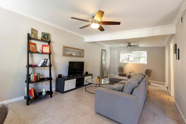 1711 Deerfield DR, Austin, TX 78741