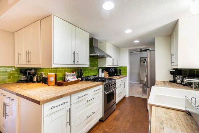 1711 Deerfield DR, Austin, TX 78741
