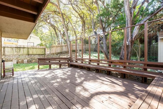 1711 Deerfield DR, Austin, TX 78741