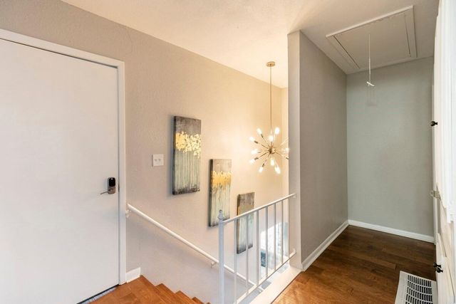1711 Deerfield DR, Austin, TX 78741