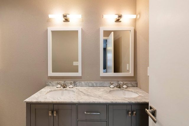 1711 Deerfield DR, Austin, TX 78741