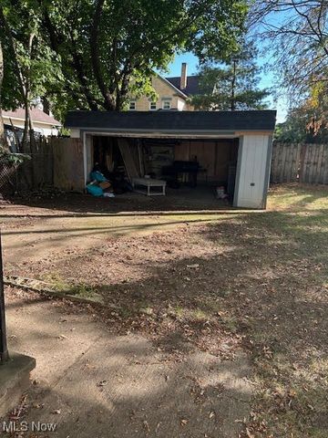 6530 Sebert Avenue, Cleveland, OH 44105