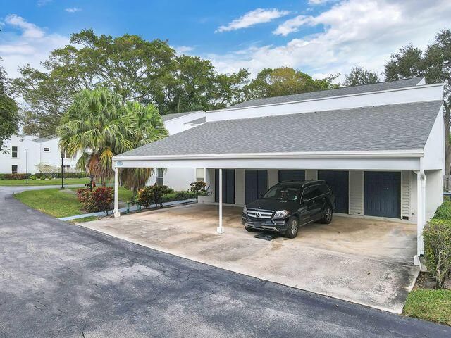 6125 Old Court Road 133, Boca Raton, FL 33433
