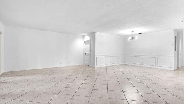 6125 Old Court Road 133, Boca Raton, FL 33433