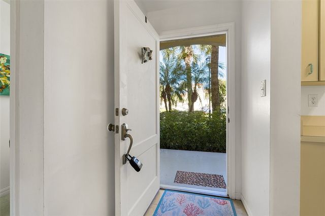 5065 Harmony Circle 106, Vero Beach, FL 32967