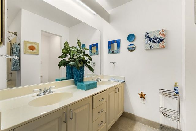 5065 Harmony Circle 106, Vero Beach, FL 32967